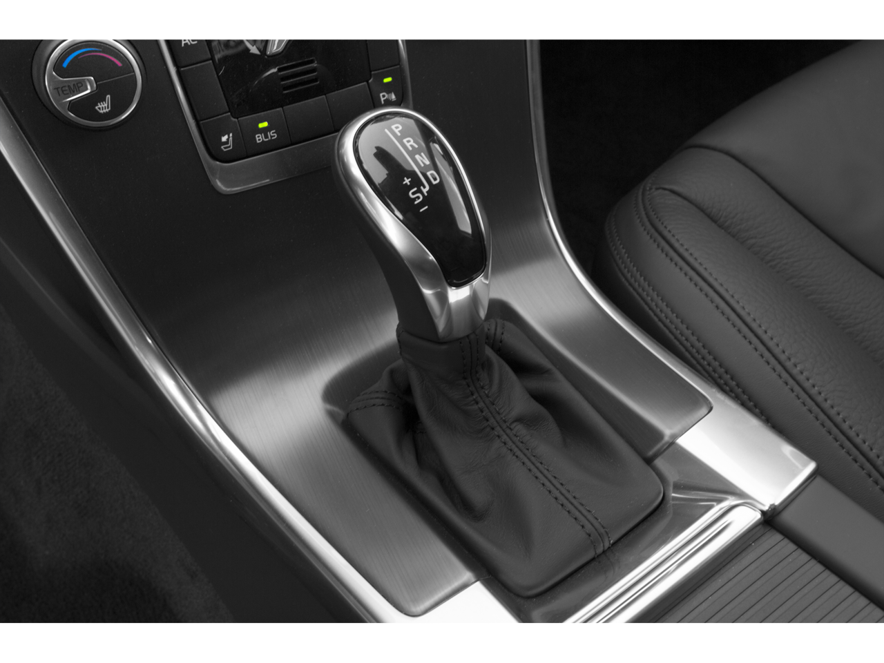 2015 Volvo XC60 T6 Premier Plus