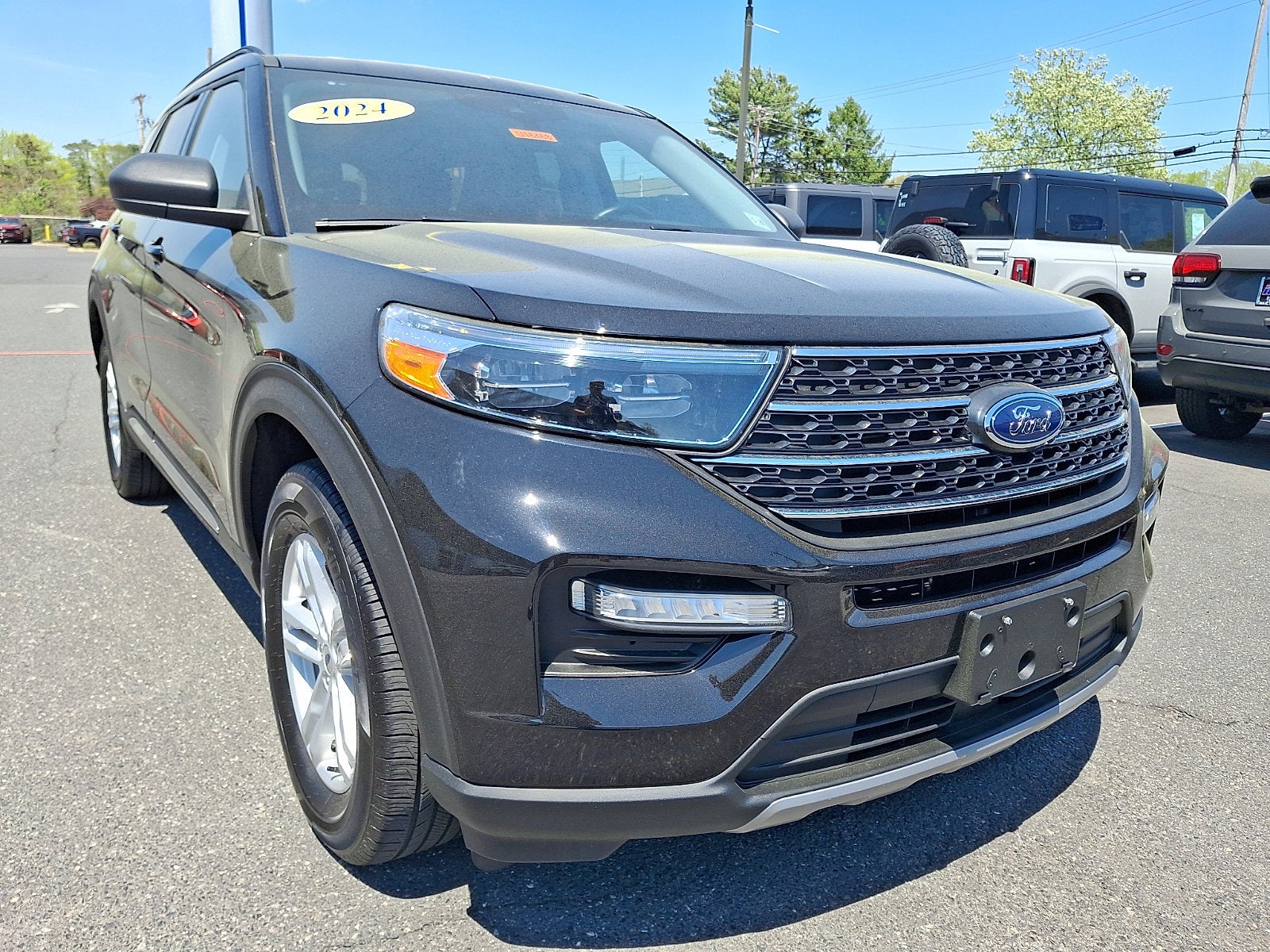 2024 Ford Explorer XLT