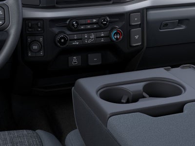 2027 Ford Super Duty F-250 SRW XLT