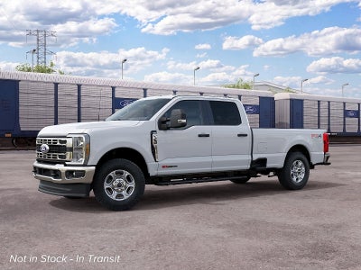 2027 Ford Super Duty F-350 SRW XLT