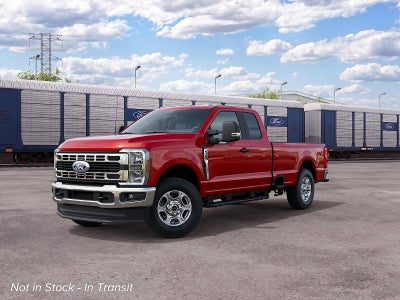 2027 Ford Super Duty F-350 SRW XLT