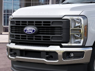 2027 Ford Super Duty F-350 SRW XL