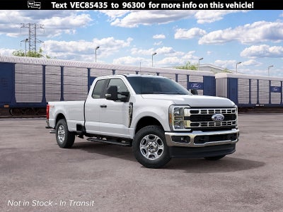 2027 Ford Super Duty F-350 SRW XLT