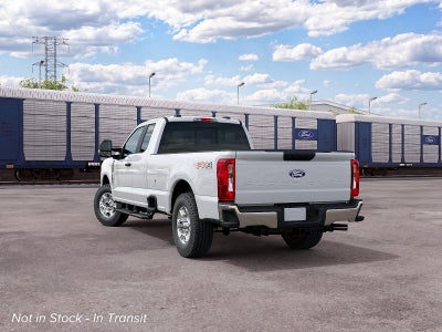 2027 Ford Super Duty F-350 SRW XLT
