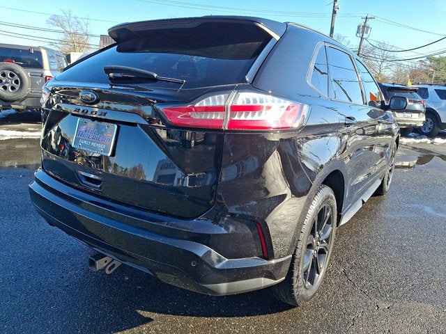 2022 Ford Edge SE