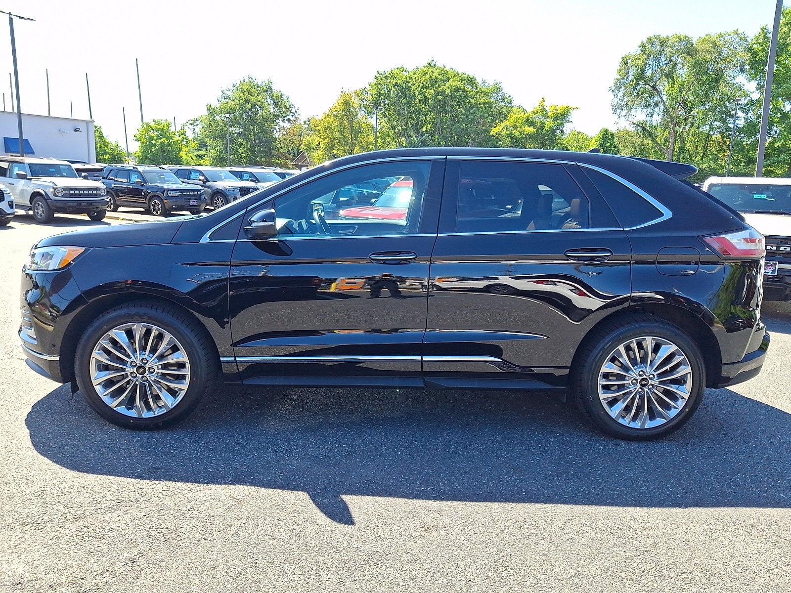 2024 Ford Edge Titanium