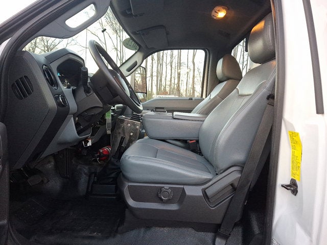 2022 Ford F-750 Chassis Cab Mason Dump