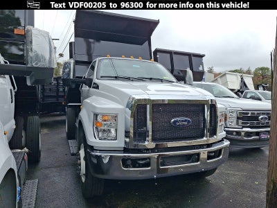 2027 Ford F-750 Base
