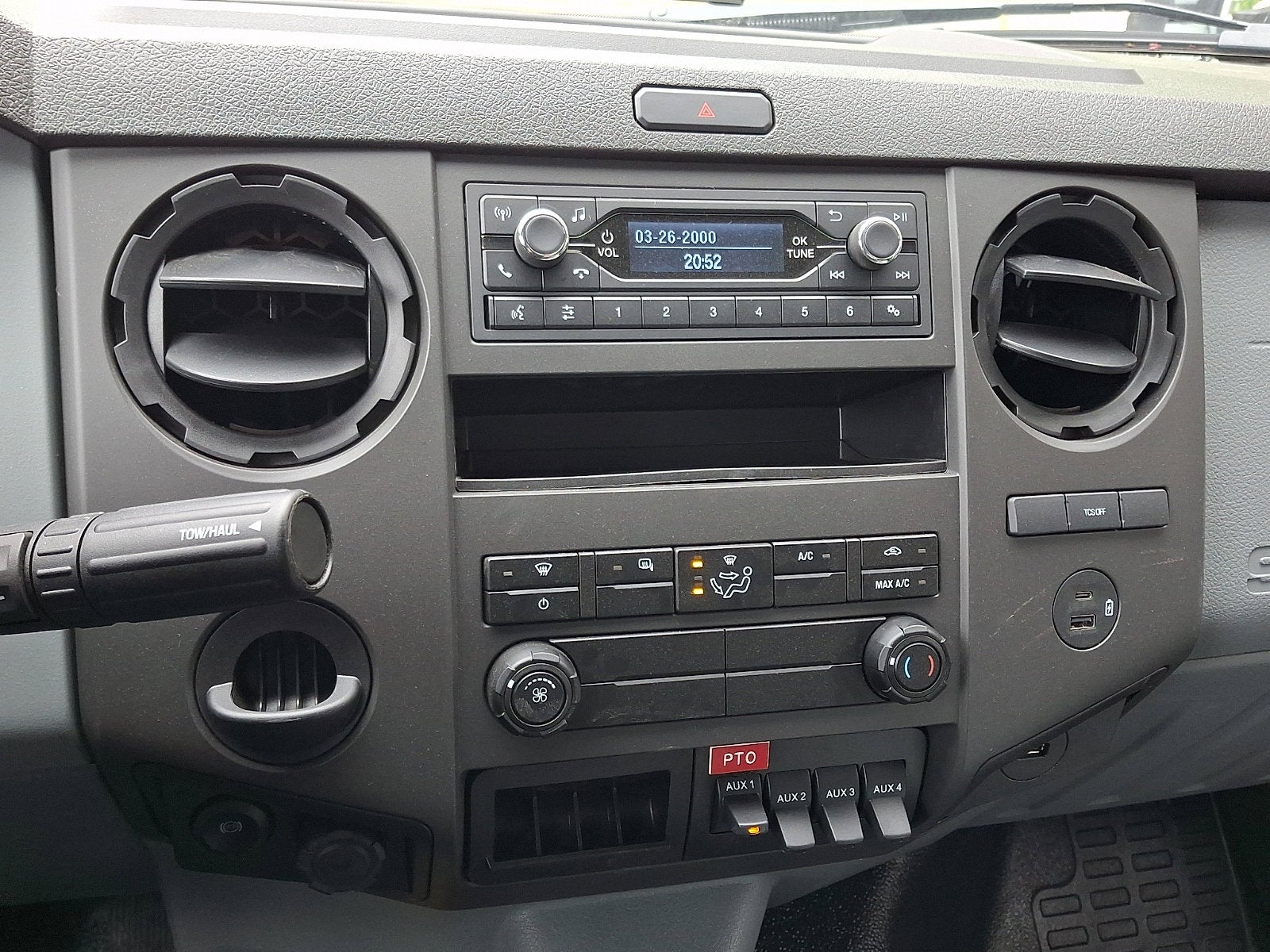 2027 Ford F-750 Base
