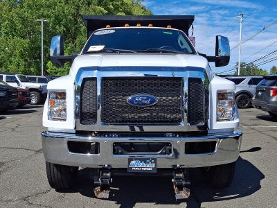 2021 Ford F-750 Chassis Cab Base
