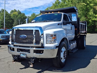 2021 Ford F-750 Chassis Cab Base
