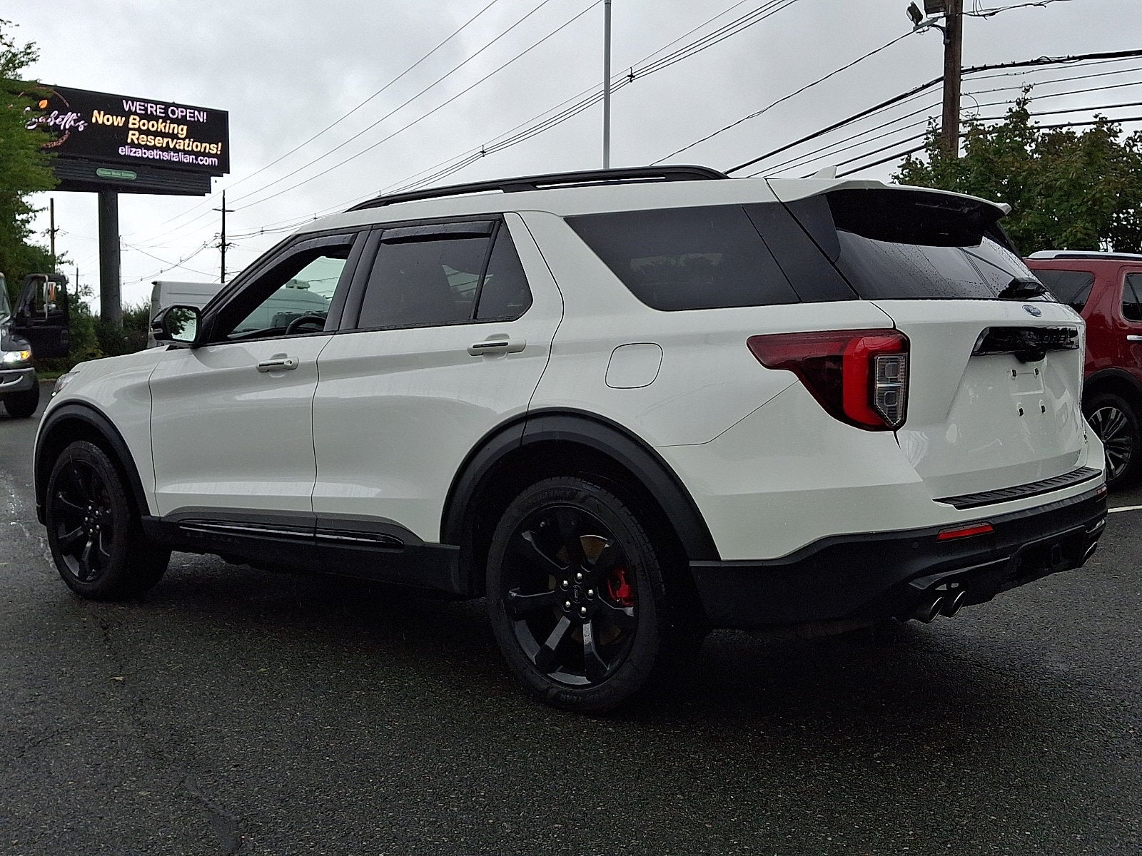 2024 Ford Explorer ST