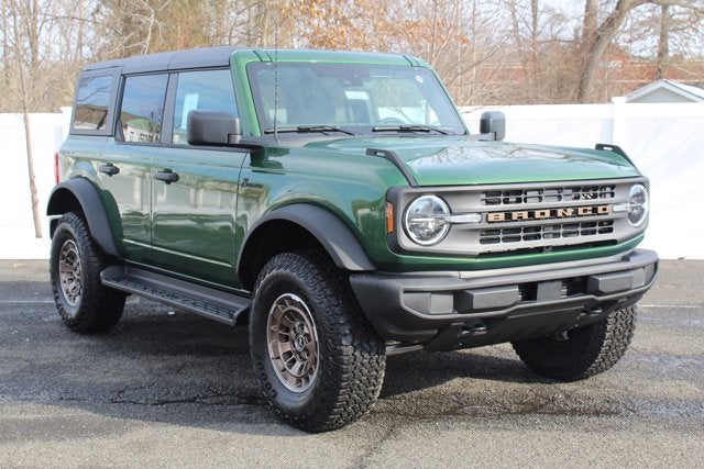 2025 Ford Bronco Sinister Bronze Package