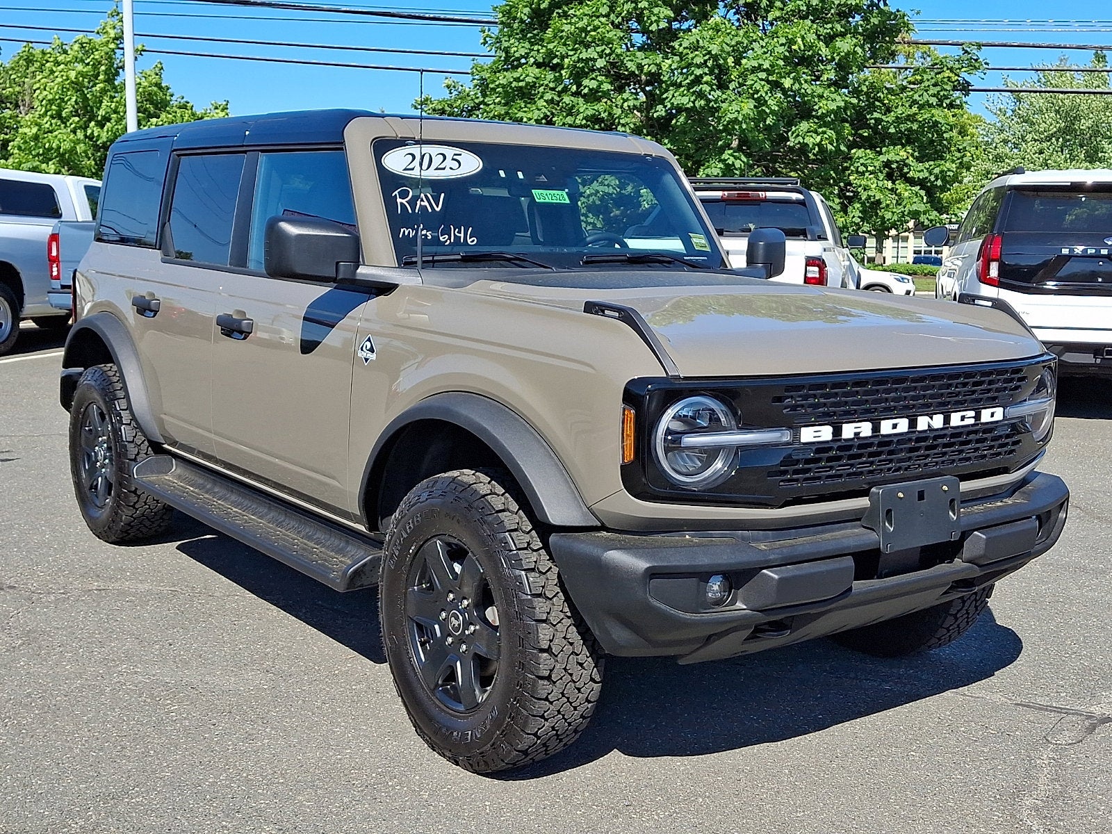 2025 Ford Bronco Outer Banks