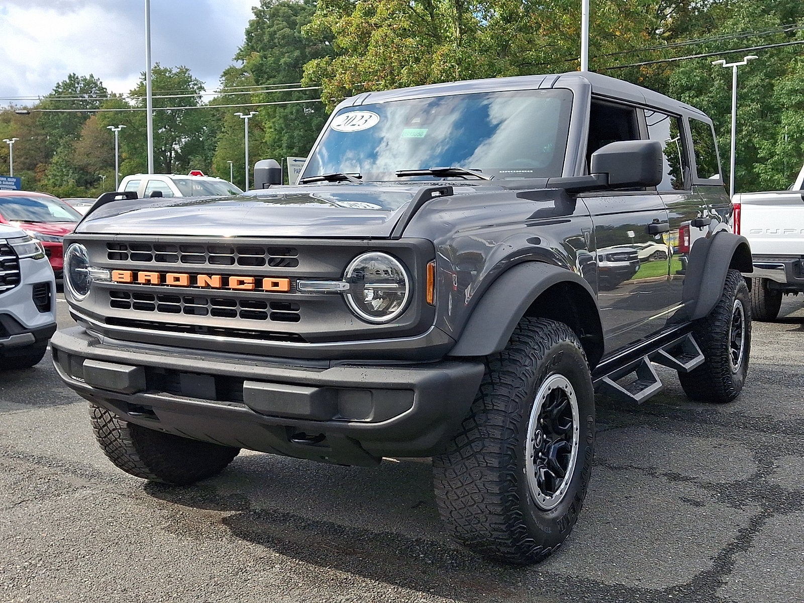 2023 Ford Bronco Base