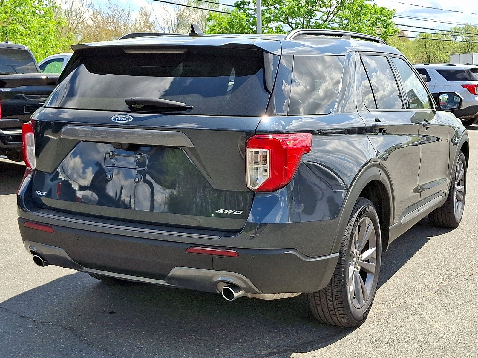 2024 Ford Explorer XLT