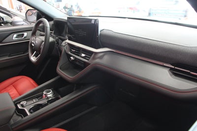 2026 Ford Explorer Red Diamond Blackout Edition
