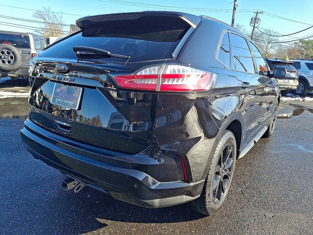 2022 Ford Edge SE
