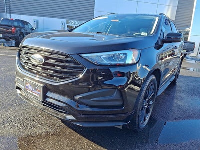 2022 Ford Edge SE
