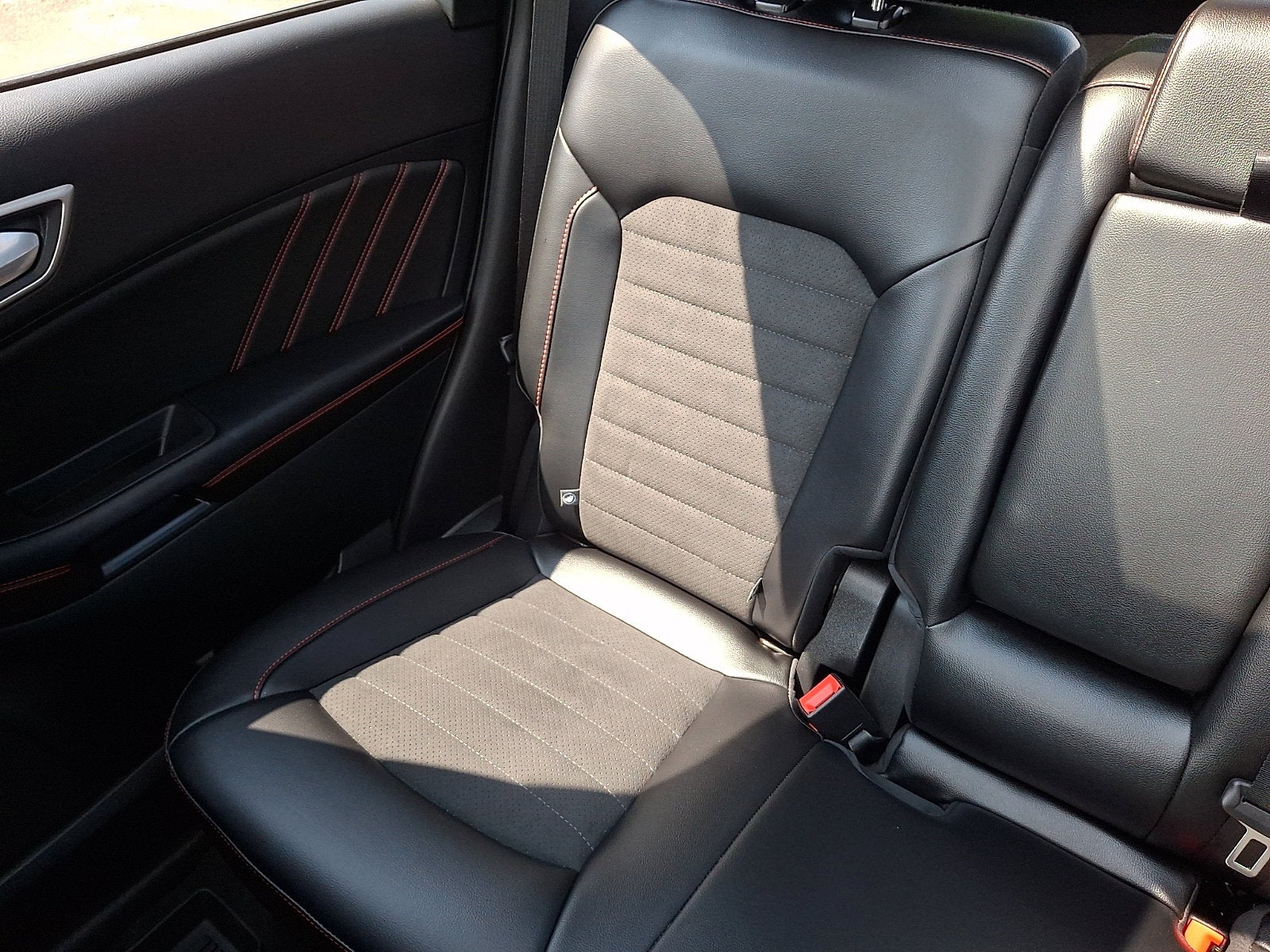 2024 Ford Edge ST-Line
