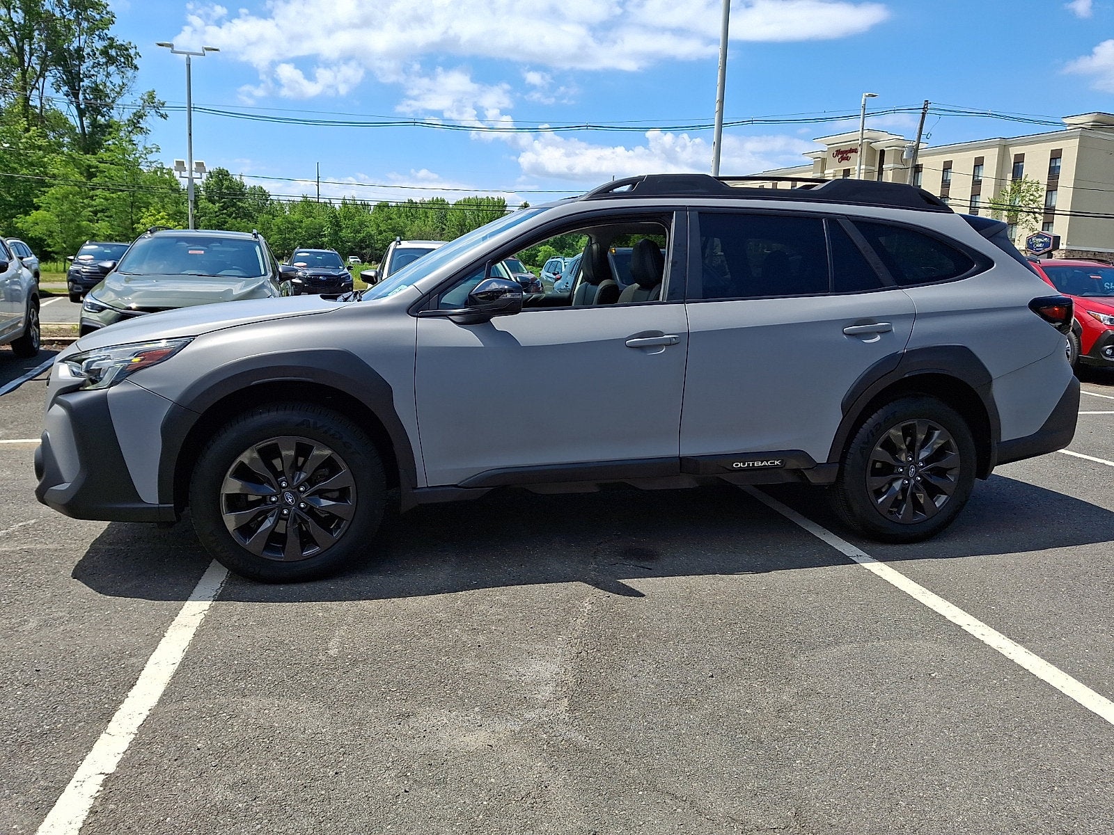2023 Subaru Outback Onyx Edition w/ Custom Wrap