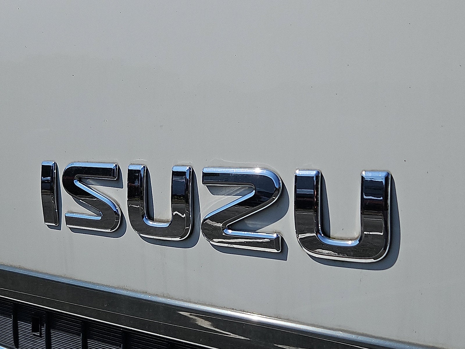 2019 Isuzu NRR 20' Box Truck W/Power Liftgate