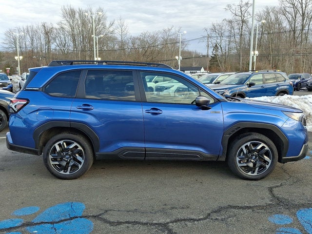 2025 Subaru Forester Hybrid Premium Hybrid