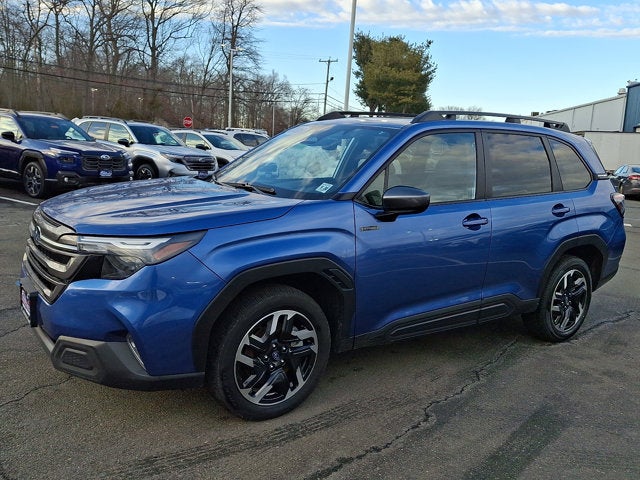 2025 Subaru Forester Hybrid Premium Hybrid