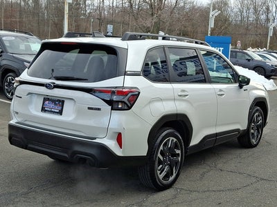 2025 Subaru Forester Hybrid Premium Hybrid