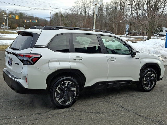 2025 Subaru Forester Hybrid Premium Hybrid