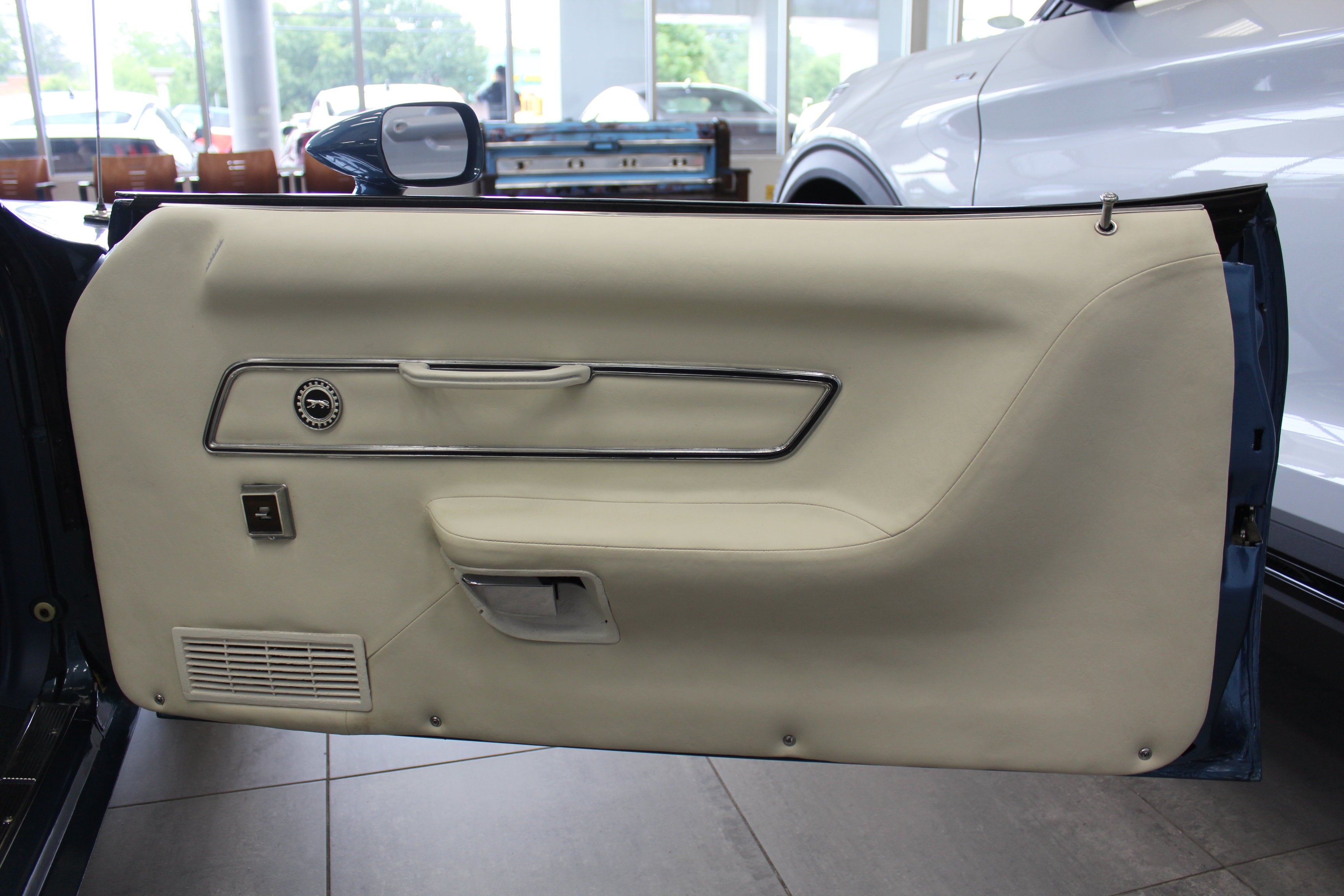 1973 Mercury Cougar Base