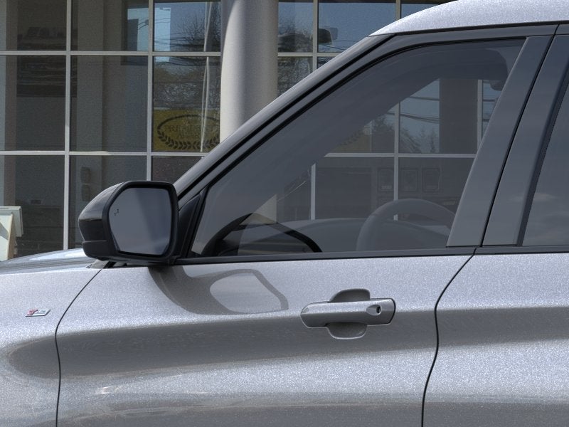 2026 Ford Explorer Custom Black-Top Edition