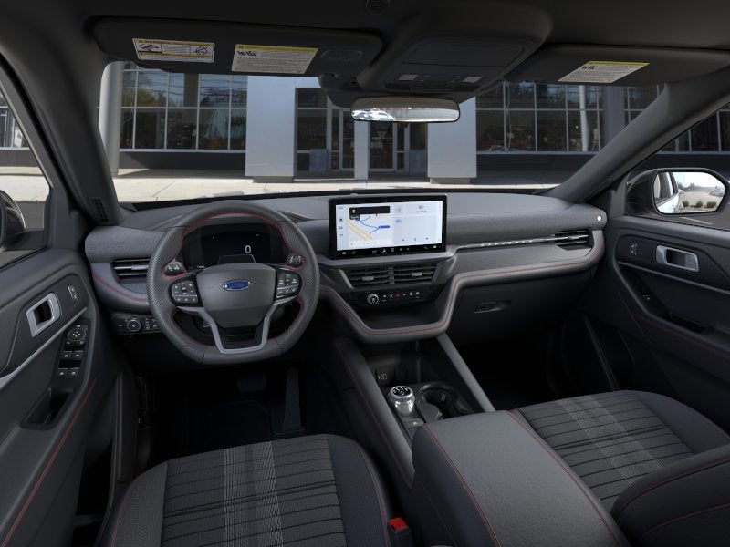 2026 Ford Explorer Custom Black-Top Edition