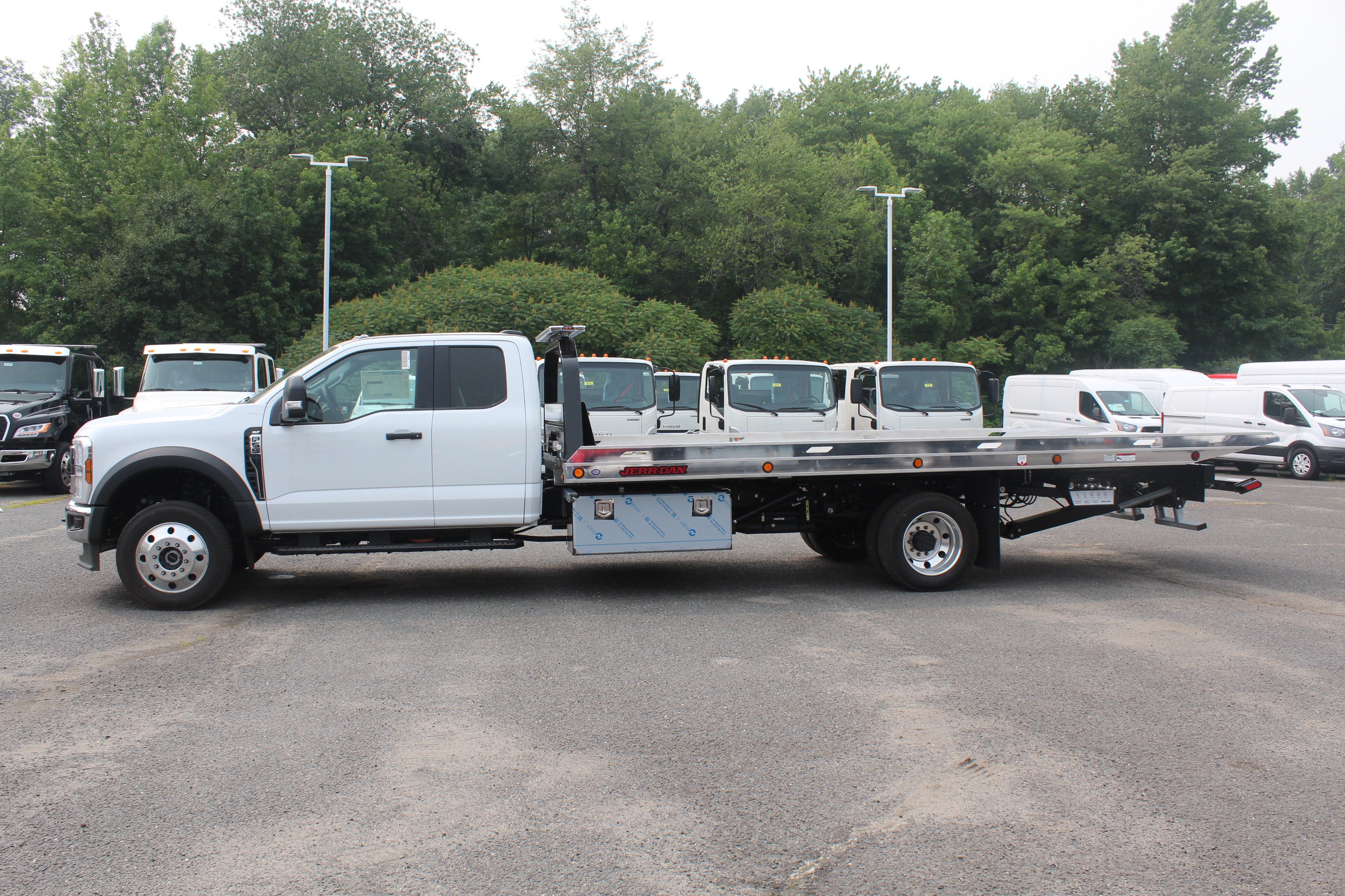2026 Ford F-550 Jerr-Dan 6-Ton Dual-Angle Aluminum XLP SD Carrier