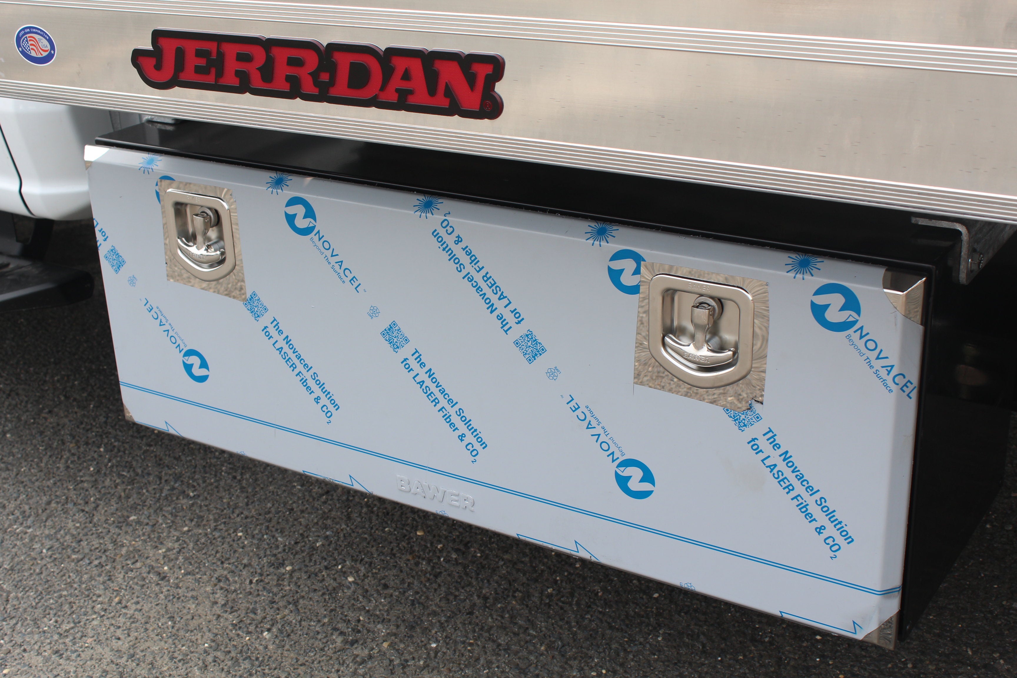 2026 Ford F-550 Jerr-Dan 6-Ton Dual-Angle Aluminum XLP SD Carrier