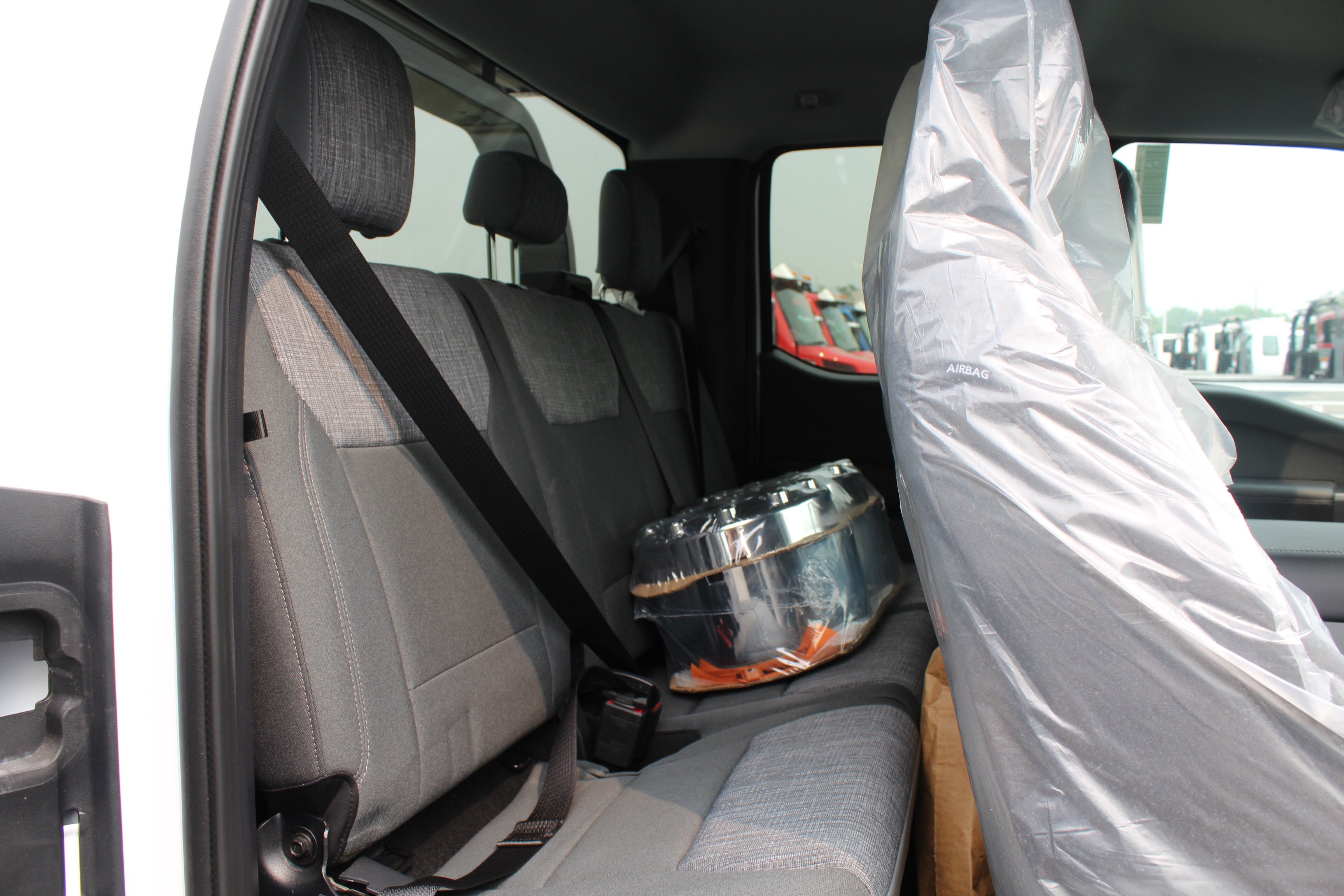 2026 Ford F-550 Jerr-Dan 6-Ton Dual-Angle Aluminum XLP SD Carrier