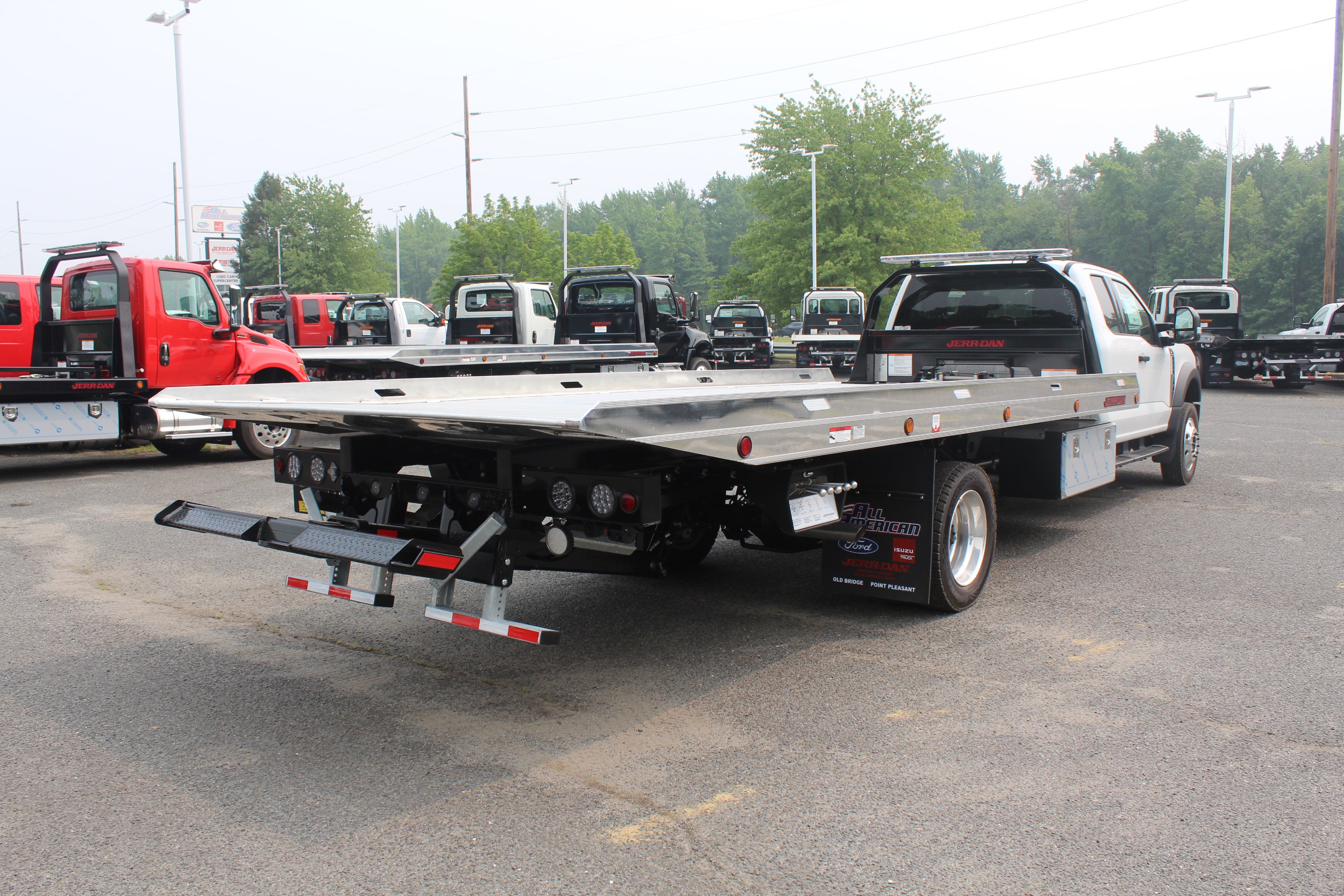 2026 Ford F-550 Jerr-Dan 6-Ton Dual-Angle Aluminum XLP SD Carrier