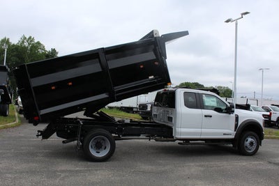 2025 Ford Chassis Cab F-550® XL