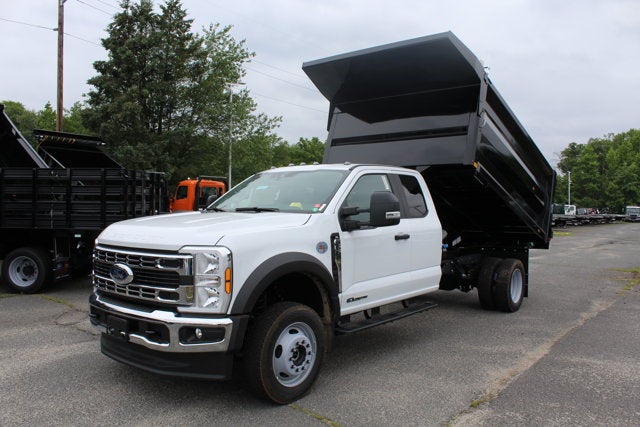 2025 Ford Chassis Cab F-550® XL