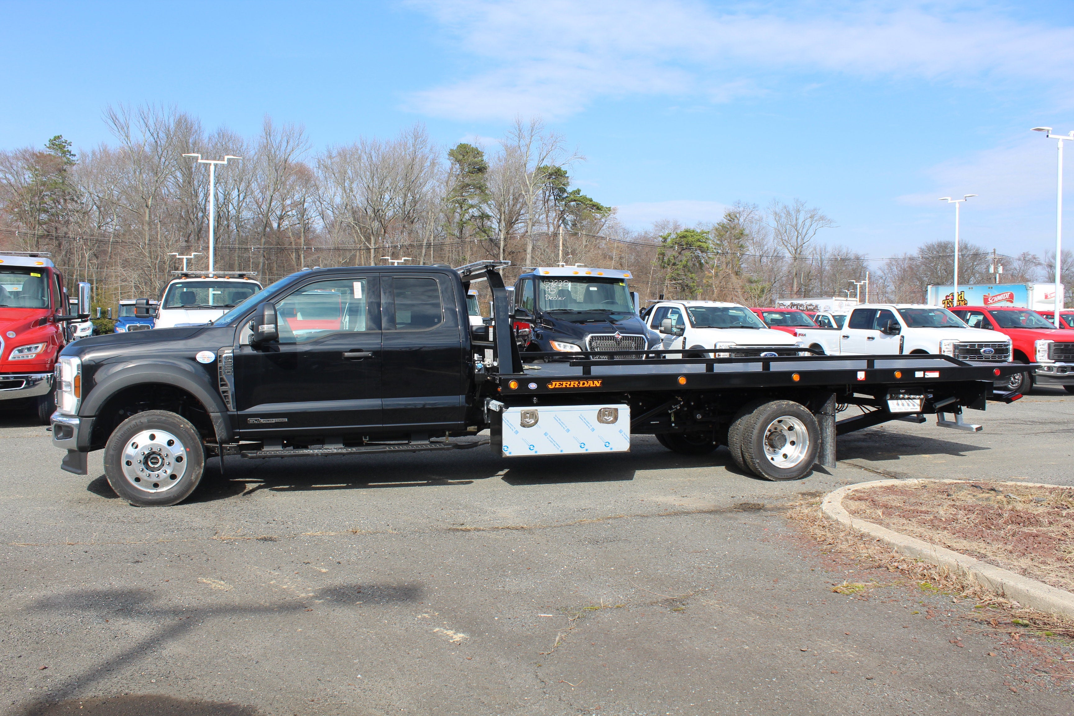 2026 Ford F-550 Jerr-Dan 6-Ton Steel XLP SD Carrier