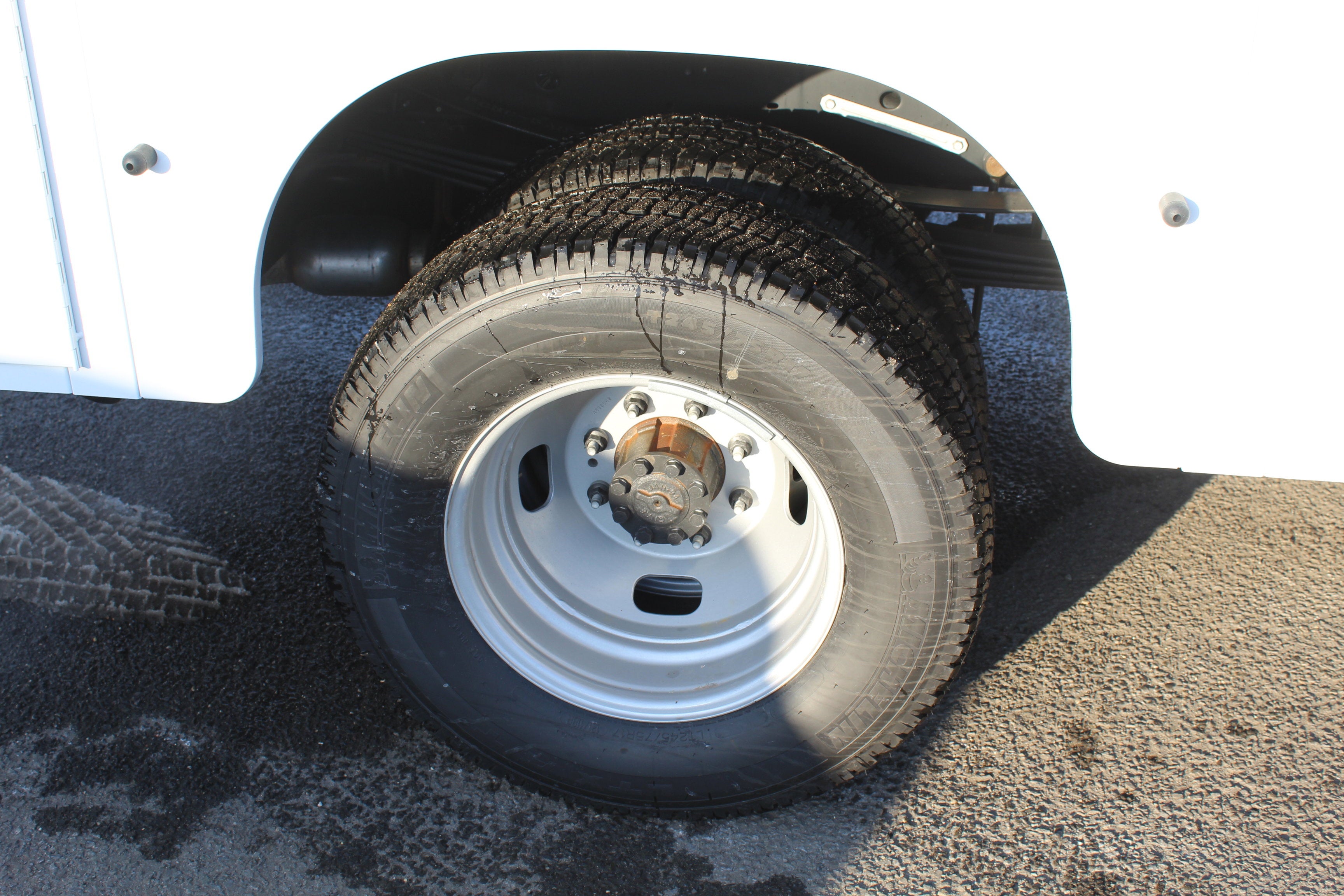 2026 Ford Super Duty F-350 DRW XL Service Body