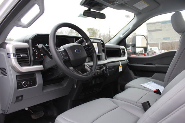 2026 Ford Chassis Cab F-350® XL