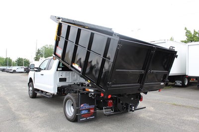 2025 Ford Chassis Cab F-350® XL