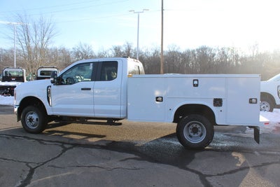 2026 Ford Chassis Cab F-350® XL