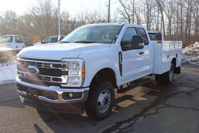 2026 Ford Chassis Cab F-350® XL