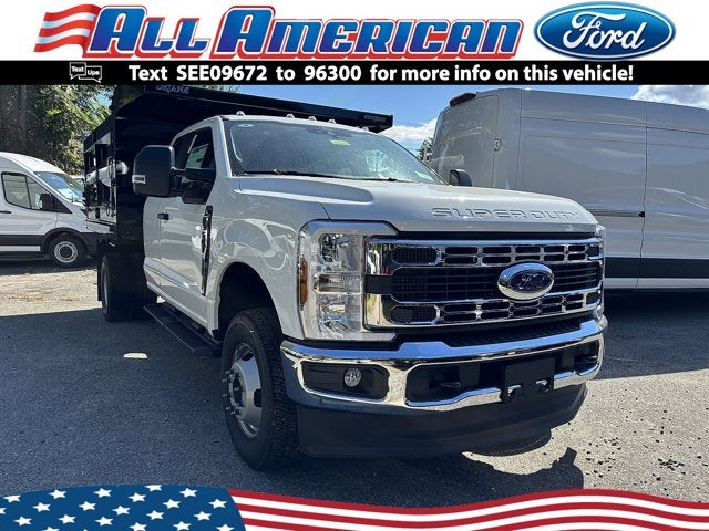 2025 Ford Chassis Cab F-350® XL