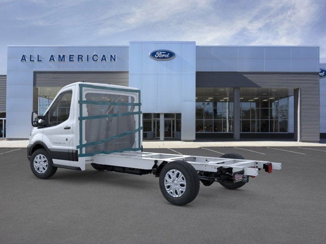 2025 Ford Transit Chassis Cutaway