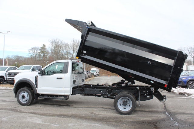 2025 Ford Chassis Cab F-550® XL