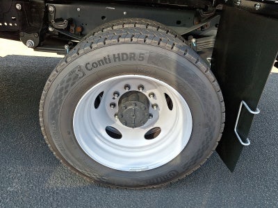 2025 Ford Chassis Cab F-550® XL