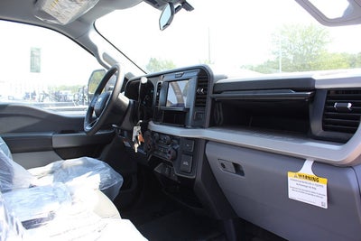 2025 Ford Chassis Cab F-550® XLT